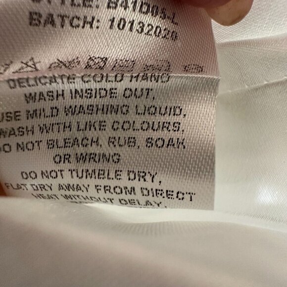 NWT Bariano Georgiana Gown Size 4 White Strapless 3D Flowers Avant Garde Dress - Picture 11 of 11